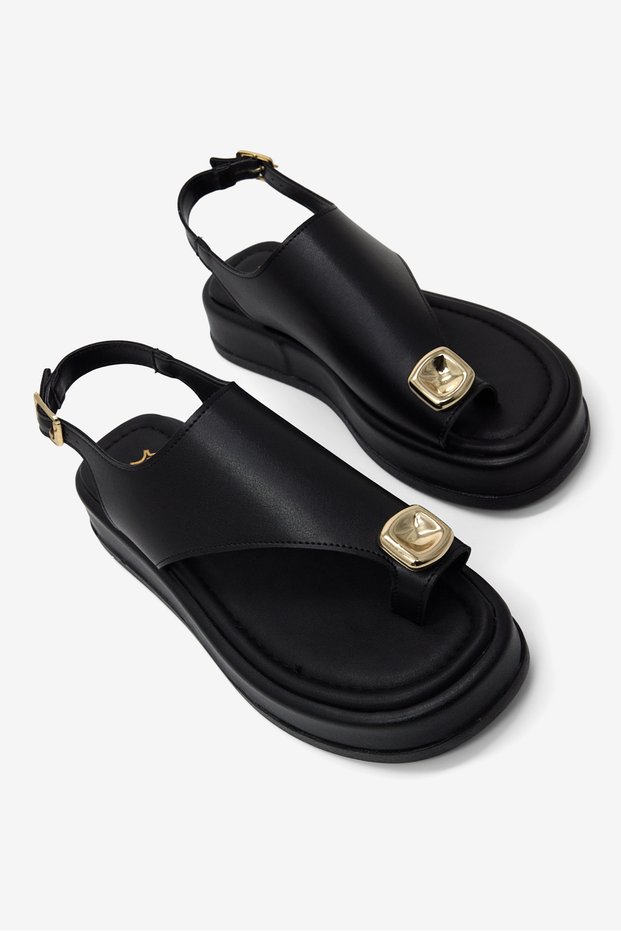 Women's Black Comfortable Fit Sandals with Stone Toe Detail