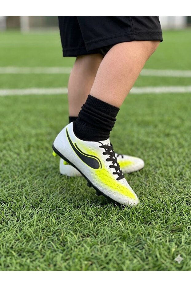 Men's adult turf soccer cleats