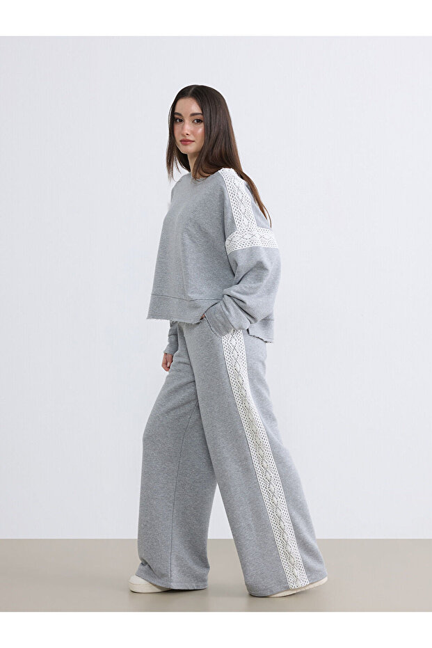Seray New Season Petite Crew Neck Women's Sweatshirt