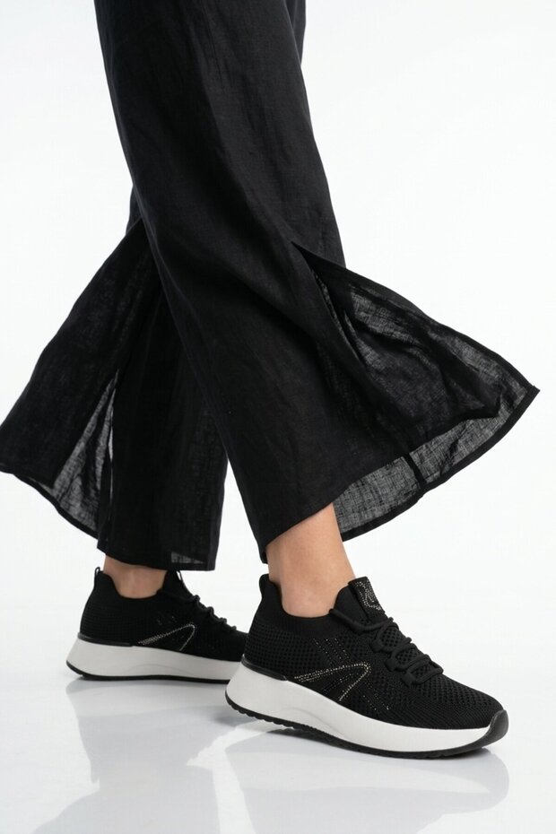 Black Anorak Lightweight Lace-Up Women's Casual Shoes 2058 g