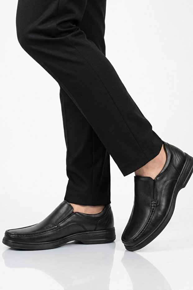 Black Genuine Leather Men's Casual Shoes 076 m