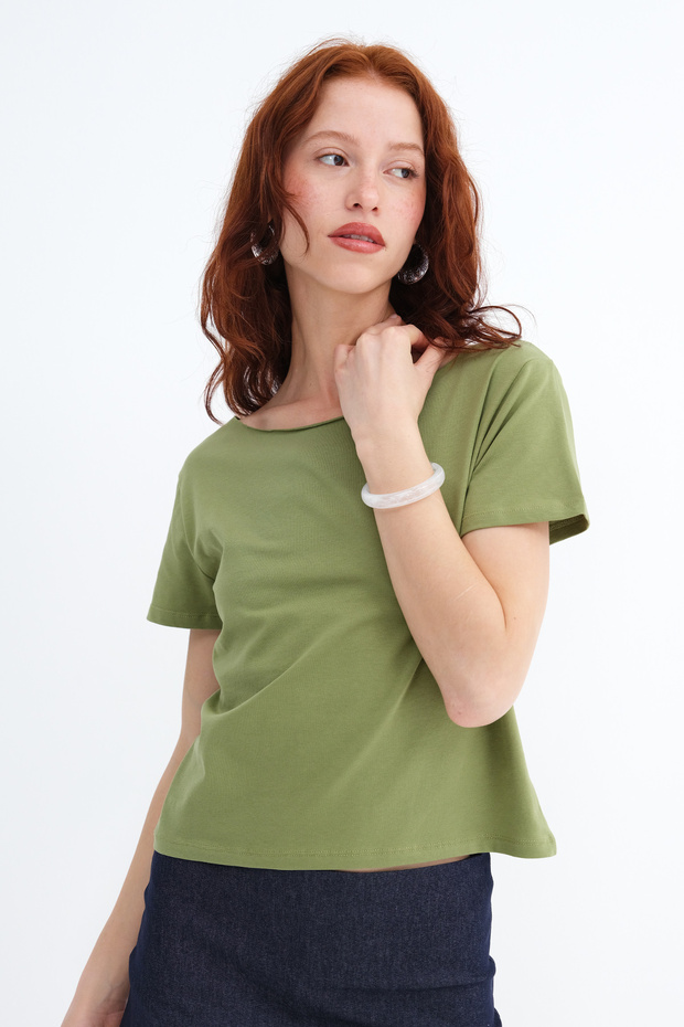Kayık Yaka Basic T-shirt P1805 - 1