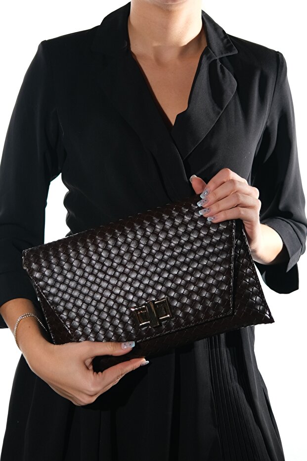 Maori Brown Knitted Women's Clutch Bag