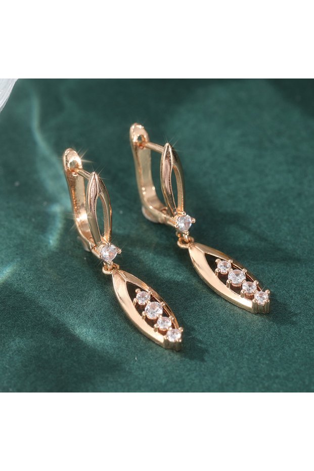 Clear T1013 Elegant Temperament Sparkling Synthetic Zirconia Dangle Earrings Women's Fashion Charm B