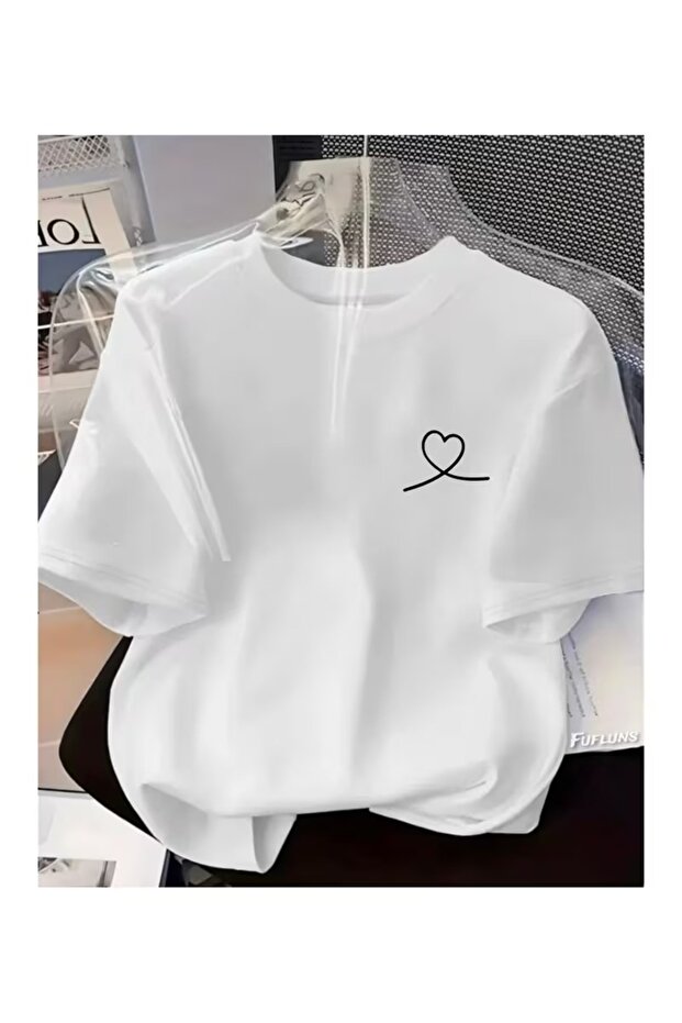 Heart Detail Unisex T-Shirt