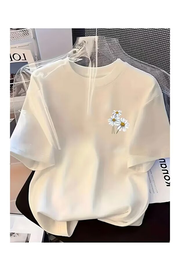 Daisy Patterned Unisex T-Shirt