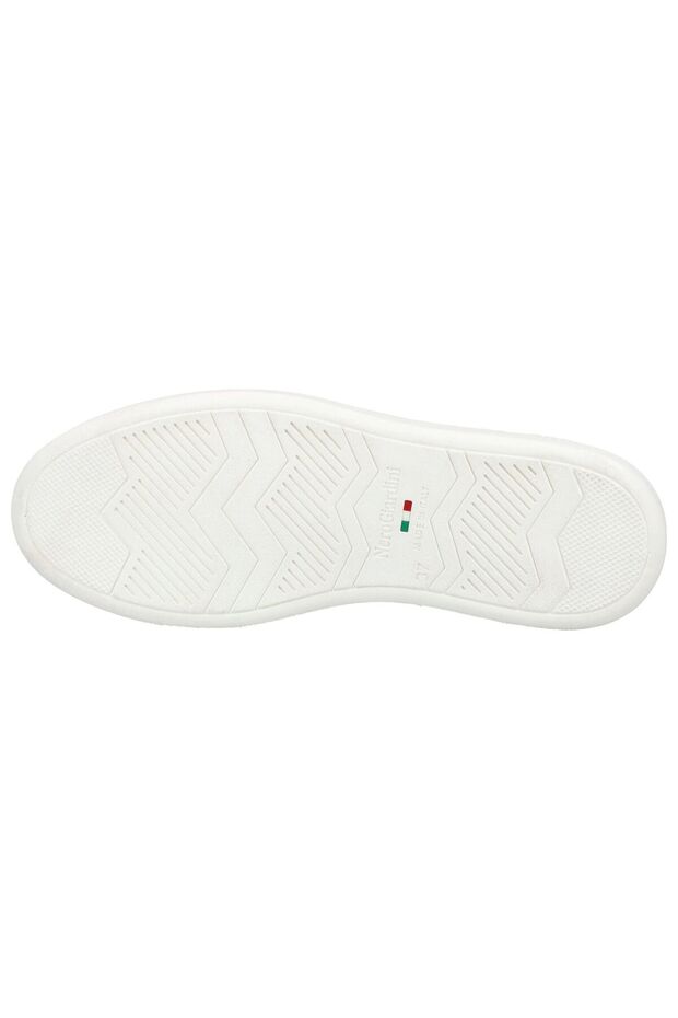 Sneaker - 7