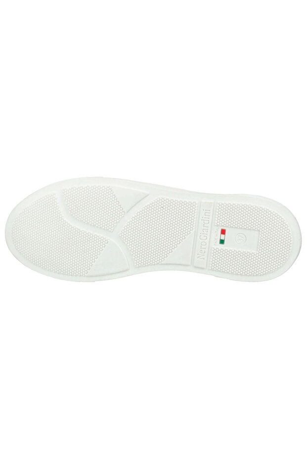 Sneaker - 7