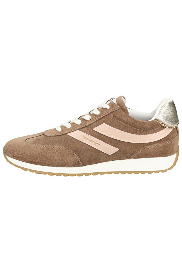 Sneaker - 2
