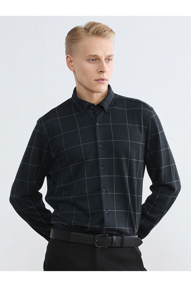 Standard Fit Checkered Embroidered Men's Shirt from Uzg Store for Style Enthusiasts