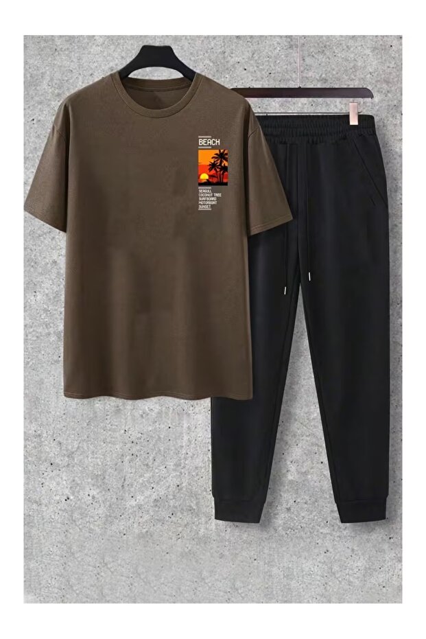 Beach Printed T-Shirt % Sweatpants Set