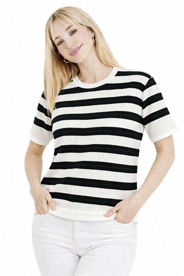 Women's Striped Basic Tshirt