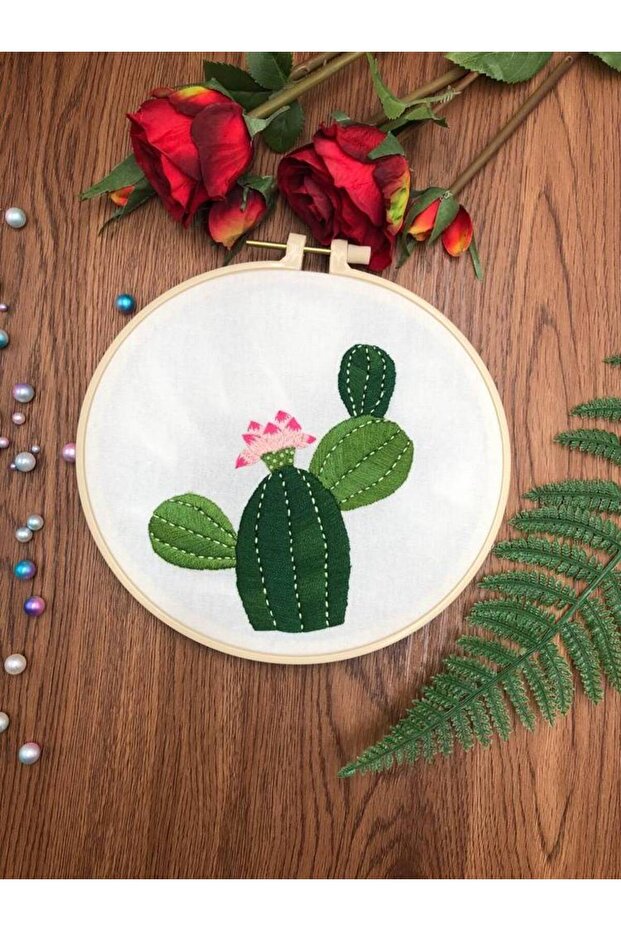 Embroidery set (9)