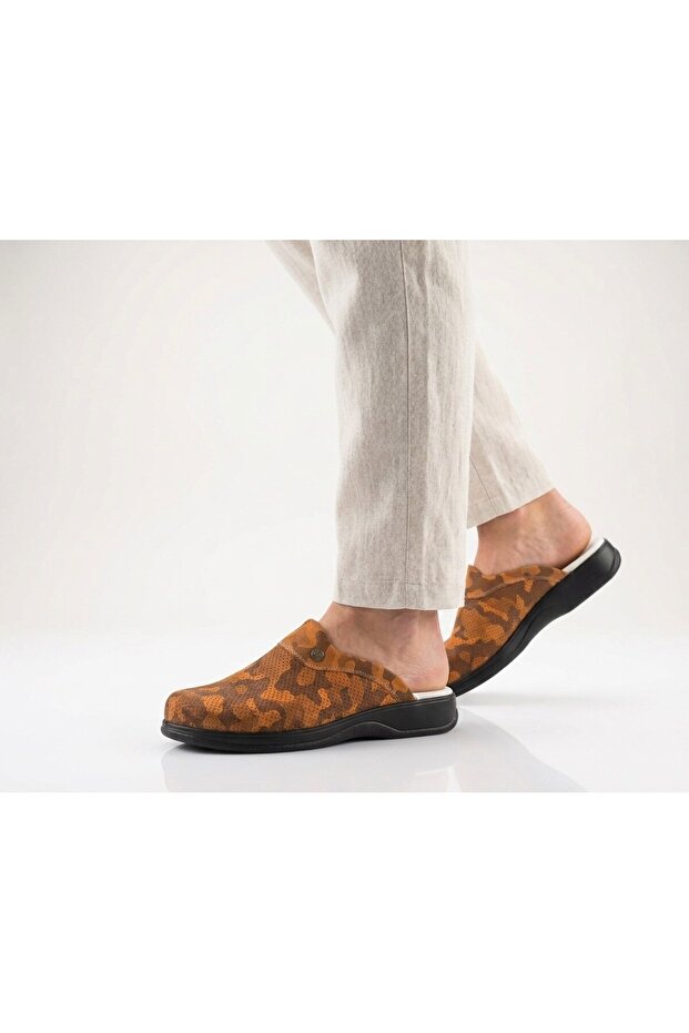 Genuine Leather Men's Sabo Full Orthopedic and Anatomical Structure Comfortable and Comfortable Slippers