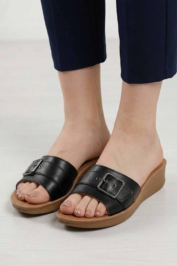 Women's Black Buckle Casual Slippers - Comfortable Light Sole