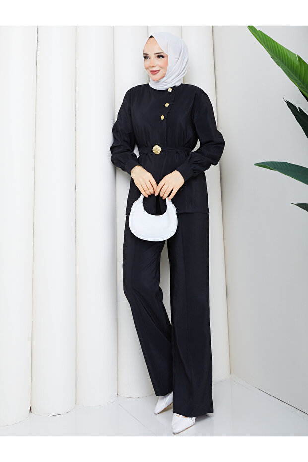 Accessory-Enhanced Shirt & Stitched Pants Islamic Clothing Set Rc9040
