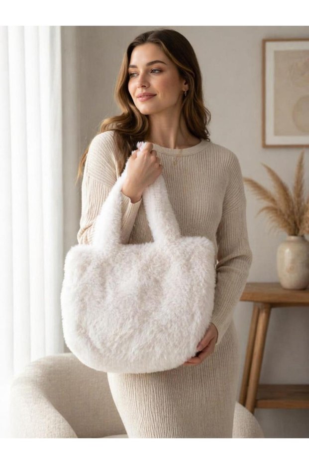 Women's Plush Shoulder Bag in White – Soft Furry Large Size Daily Bag, Stylish and Lightweight