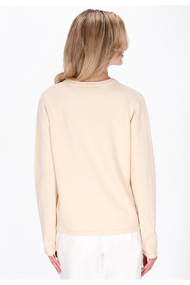 Sweater - 4
