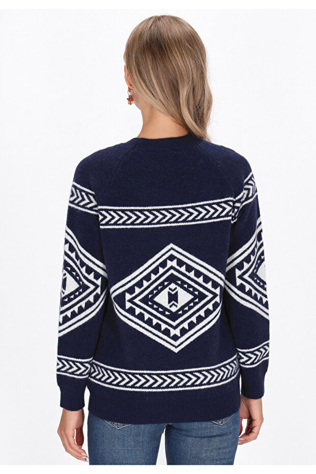 Pullover - 4