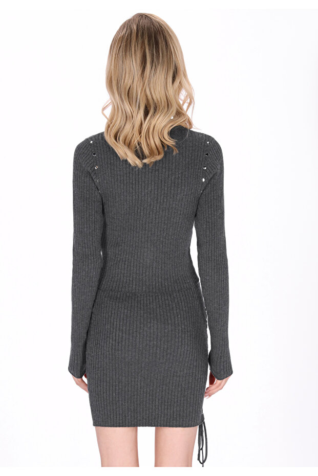 Sweater - 4