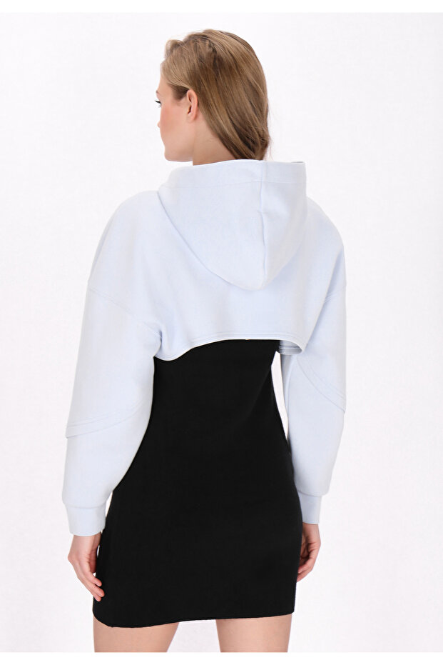 Sweatshirt - 4