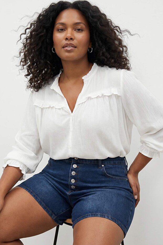 Koyu Mavi Önden Düğmeli Yüksek Lastikli Bel Mini %100 Pamuk Non-Stretch Denim Şort TBBSS26AP00023 - 1