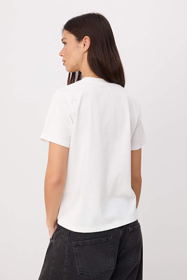 Ekru Baskılı Regular/Normal Kalıp Kısa Kollu Örme T-Shirt TWOSS26TS00291 - 4