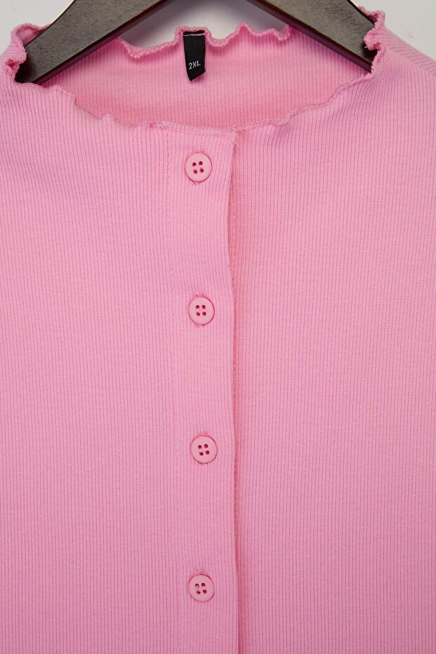 Wardrobe Essentials-Açık Pembe Fitted Düğmeli Esnek Örme Büyük Beden Bluz TBBSS26AF00183 - 5