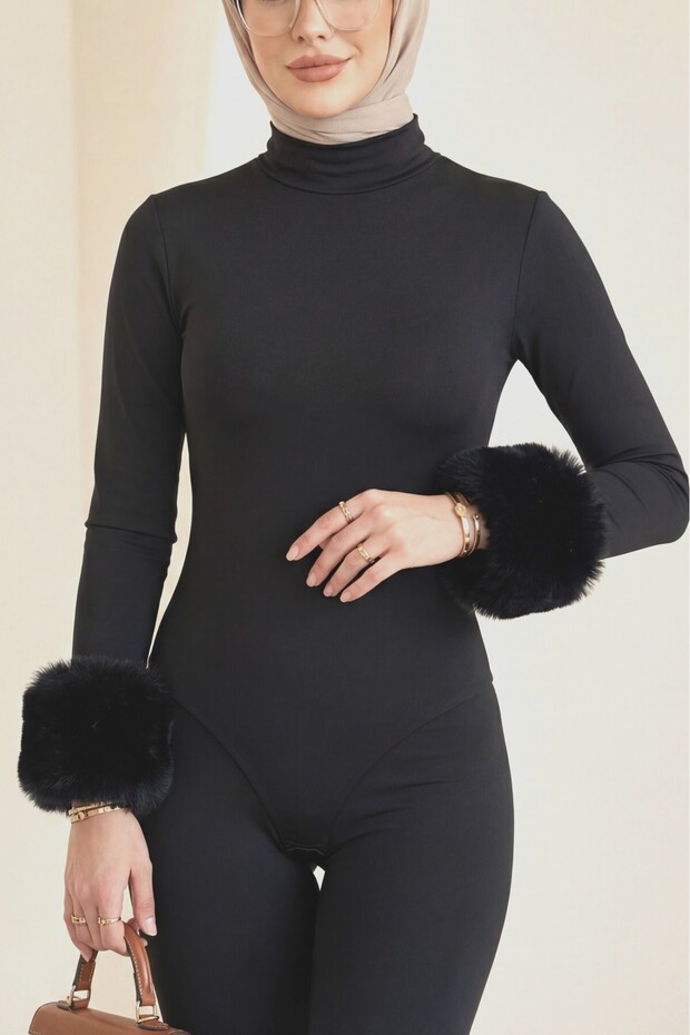 Fur-Trimmed Sleeve, Half-Collar, Snap-Button Zibın Blouse - Black