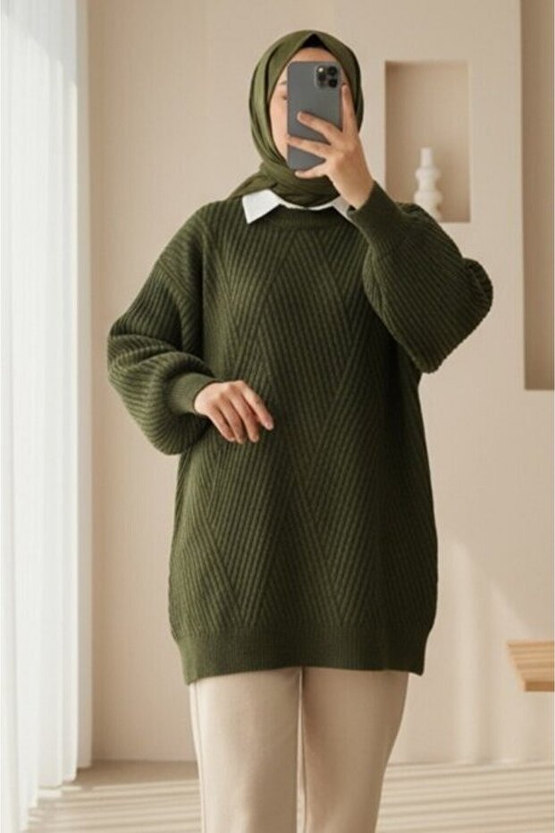 Crew Neck Diamond Pattern Knitwear Sweater -Khaki