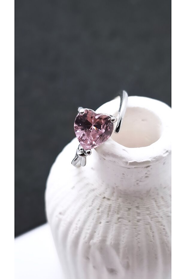 Single Heart Figured Pink Zircon Stone Steel Ring