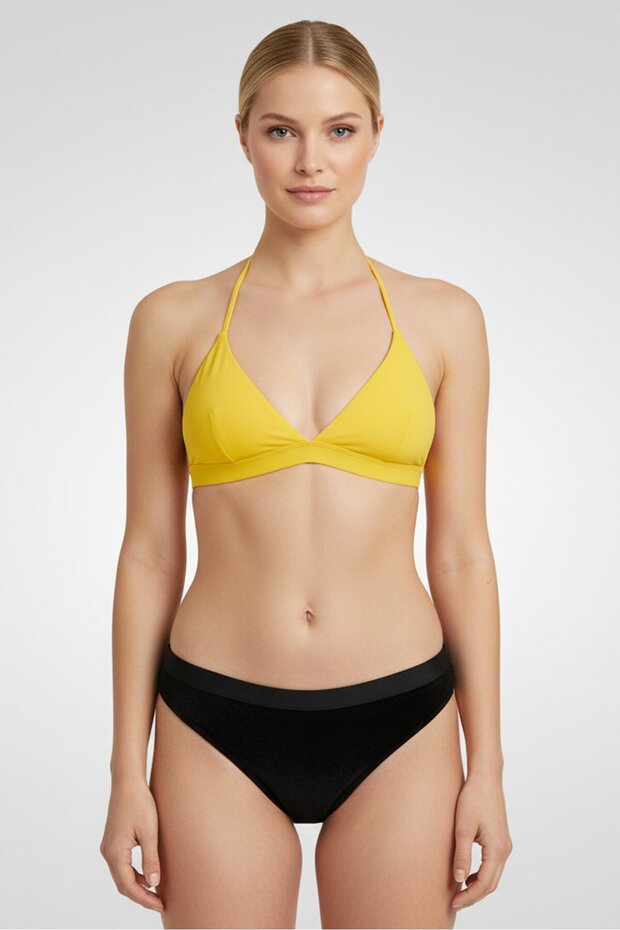 Women Plain Pull On Bikini Bottom, Black
