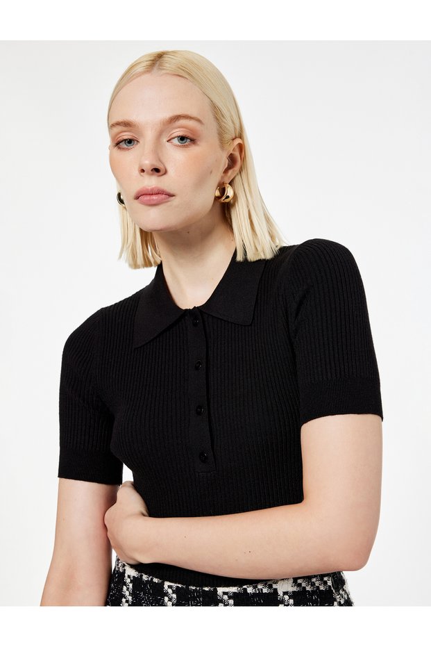 Half Button Short Sleeve Polo Neck Knitwear Sweater