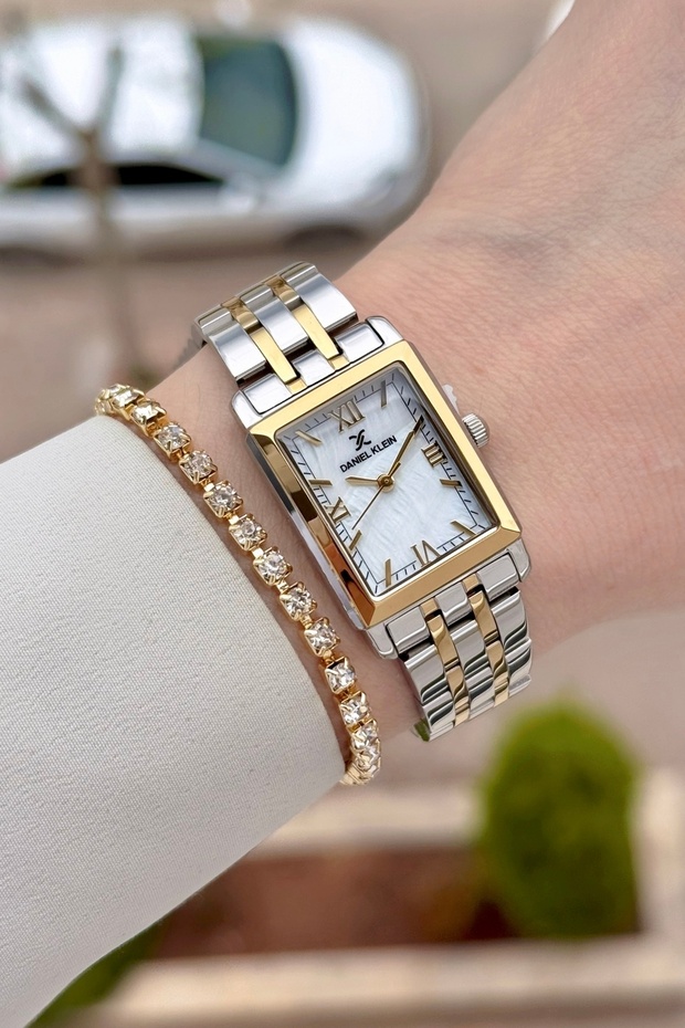 Gold Gray Color Adjustable Cord 22 mm Women's Wristwatch