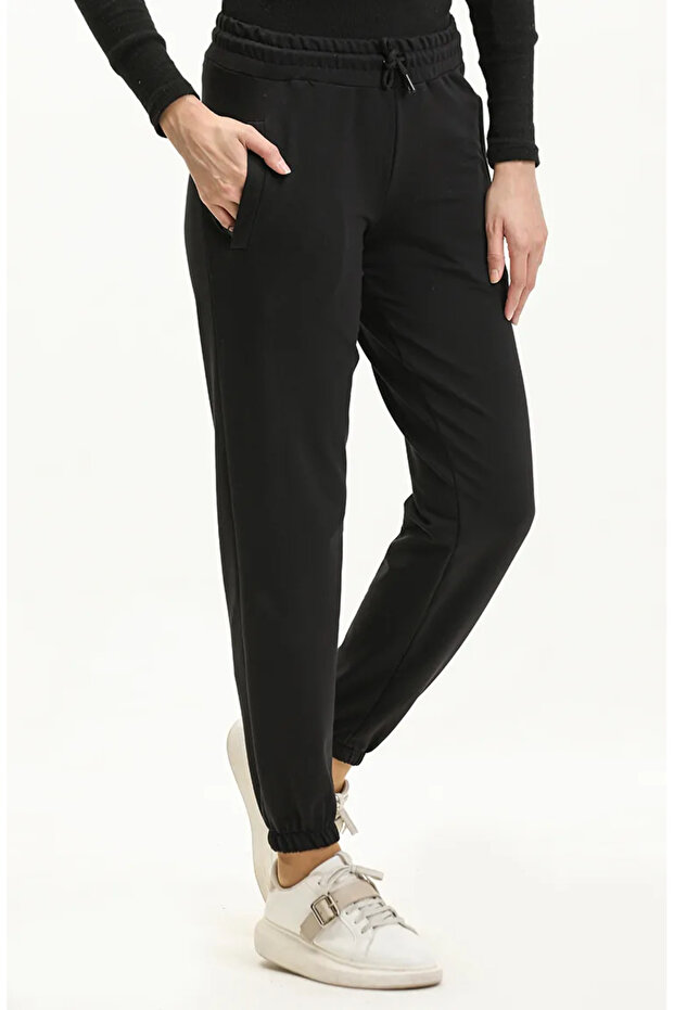 Jogger Pants Sweatpants with Zippered Pocketed 23015-01 Black