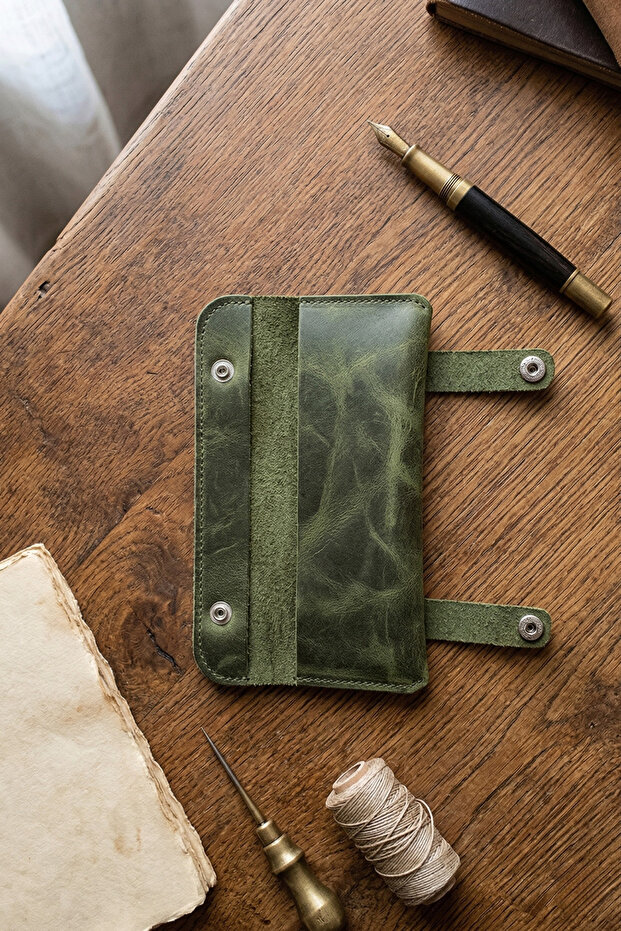 100% Genuine Leather Roll-Up Pen Holder, Multi-Purpose Leather Case with Snap Closure