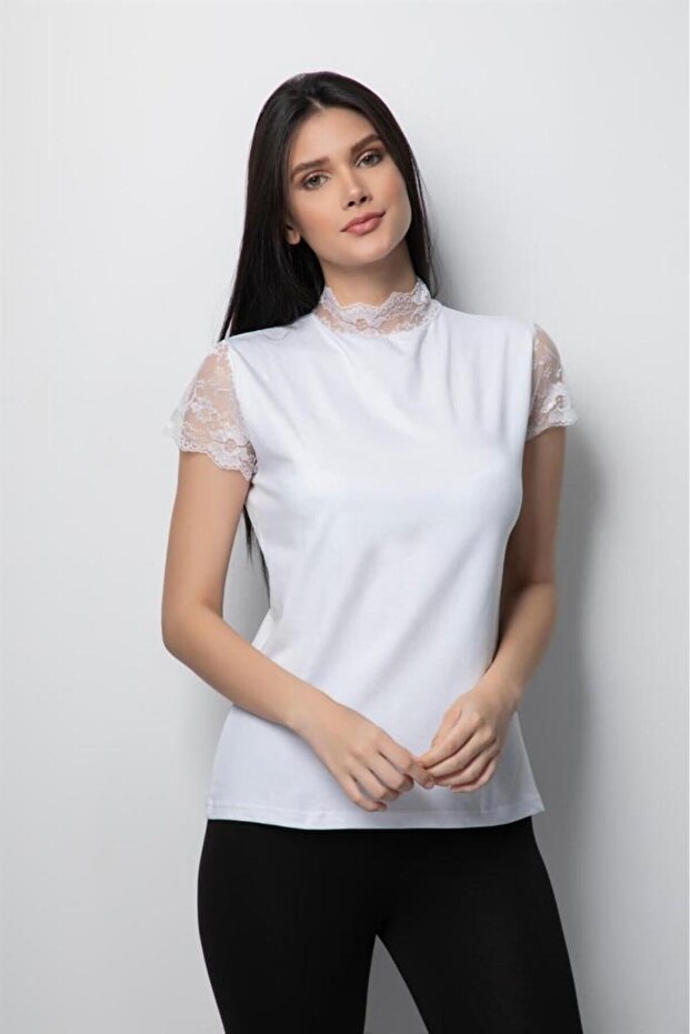 Women's Lace Turtleneck Tank Top 404