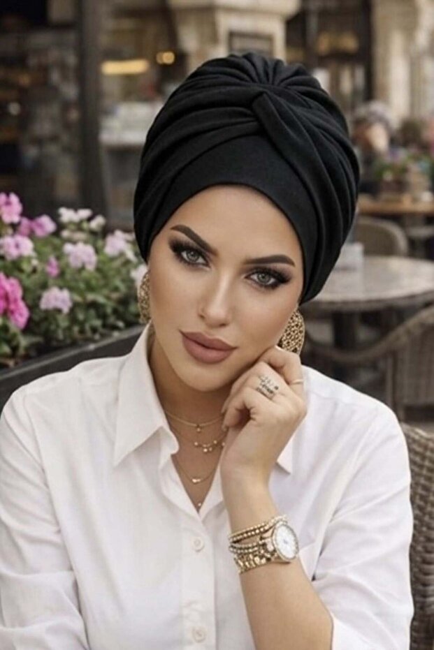 Black Twist Detailed Bonnet