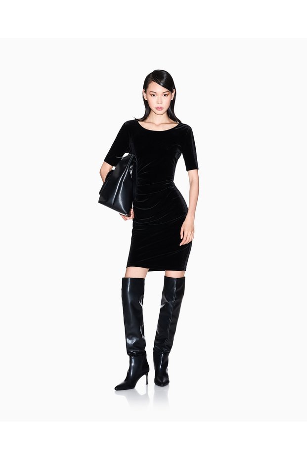 Women's Slim Fit Pleated Round Neck Short Sleeve Velvet Short Black Dress