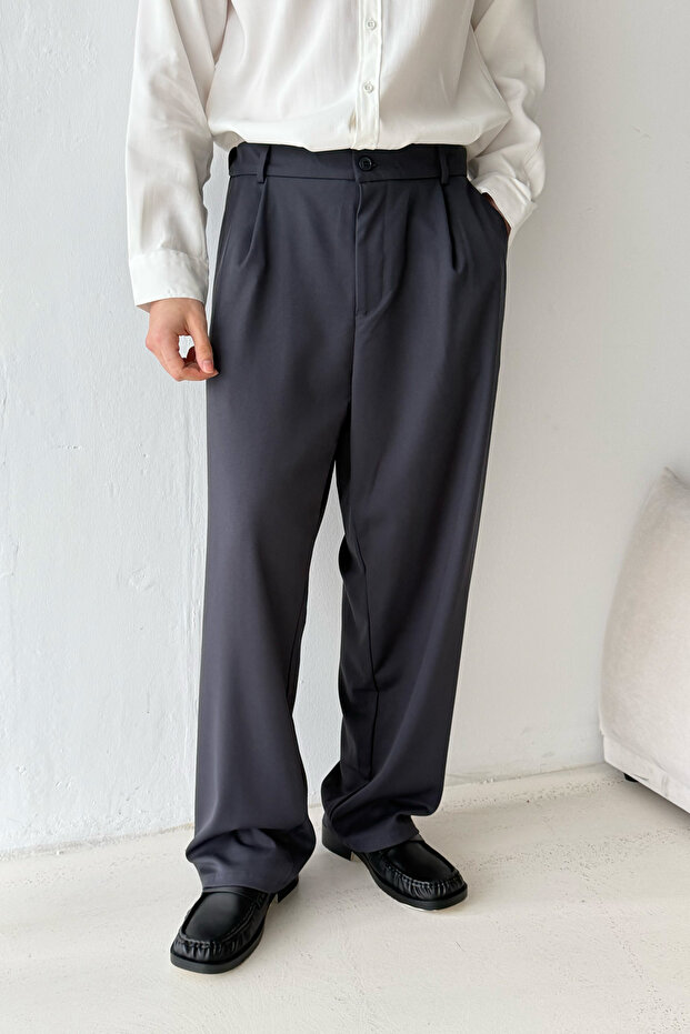 Men's Pleated Extra Baggy Fit Fabric Pants