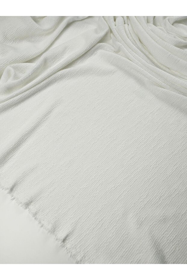 Thin Knitted Fabric in White Color Width: 170cm