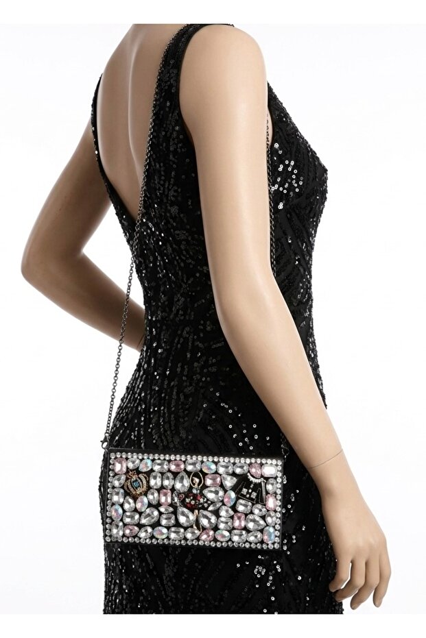 Special Design Imported Stylish Zippered Chain Strap Hand and Shoulder Bag for Events, Weddings and Daily Use