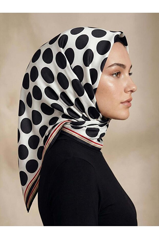 وشاح حريري - 9156D-82 - تيفيل - أسود، أبيض، منقط كبير