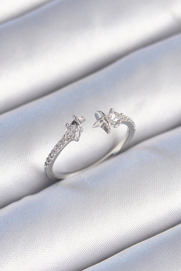 Brass Silver Color Zircon Stone Detail Star Model Women's Ring