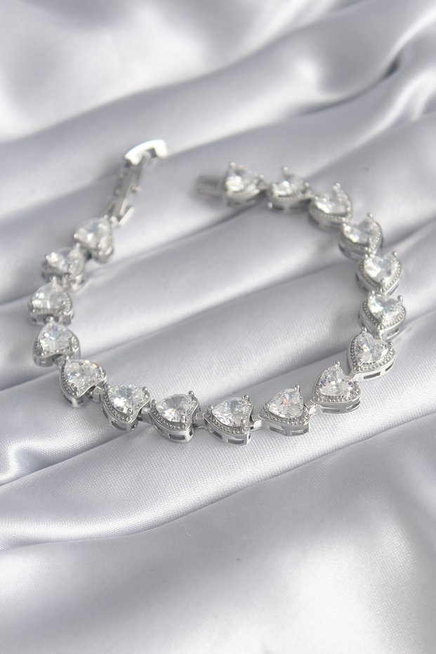 Brass Silver Color Zircon Stone Heart Model Vip Series Women's Bracelet