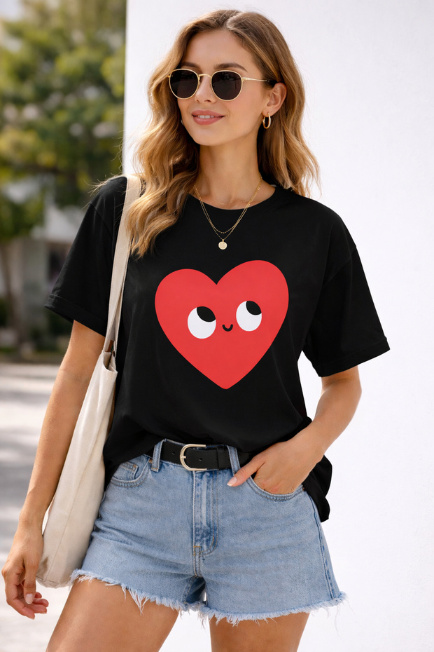 Cute Heart Eye Print Unisex Oversize T-Shirt – Cotton Crew Neck Casual T-Shirt
