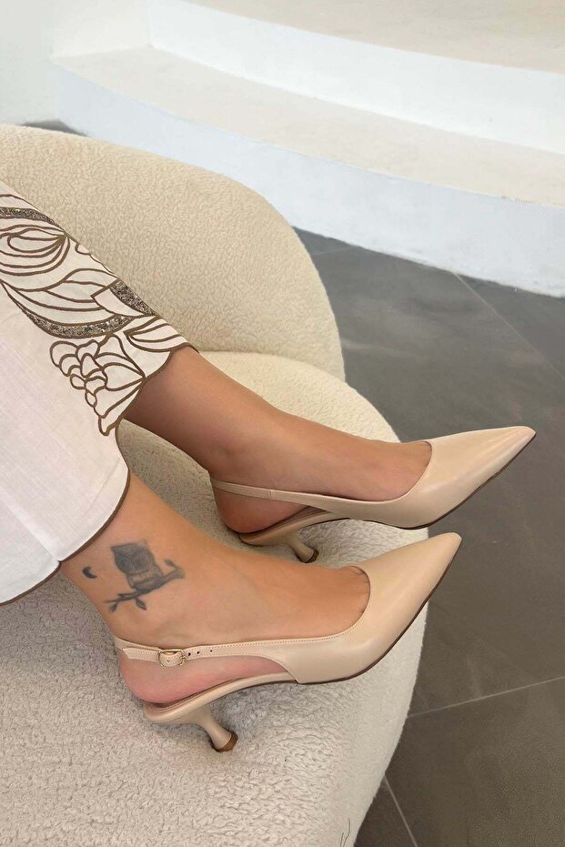 Lola Open Back Buckle Leather Heeled Shoes Beige