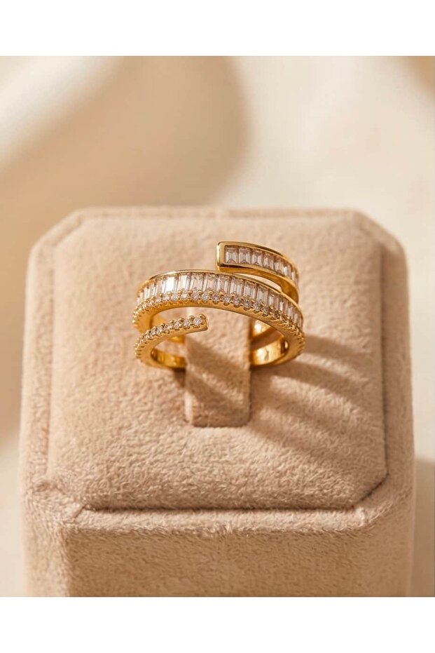 Norvessa Baget Ve Su Yolu Zircon Stone Spiral Adjustable Ring