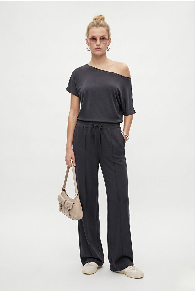 Women's Zeny Modal Touch Boat Neck Elastic Waist Pocketed Anthracite Top and Bottom Set