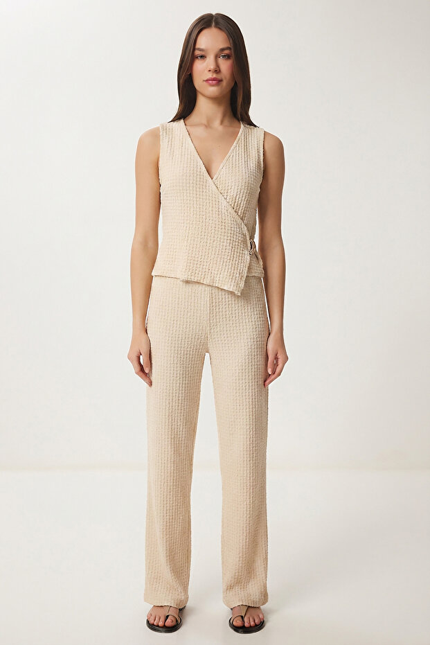 Textured Flexible Knitted Set with Gold Accessories Laz0006 Cream